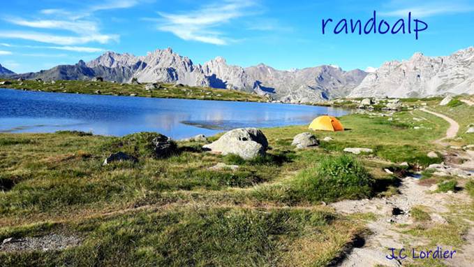 Une image contenant plein air, herbe, montagne, ciel

Le contenu gnr par lIA peut tre incorrect.